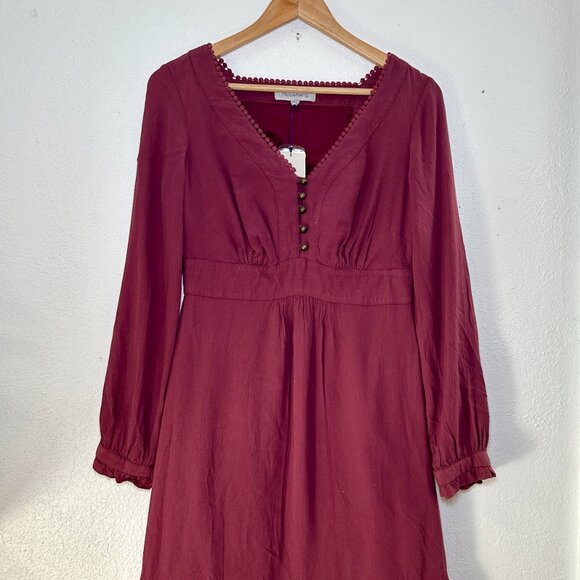 CREPE BUTTON DETAIL DRESS from PEPPERBERRY by BRAVISSIMO NWT - Picture 4 of 8